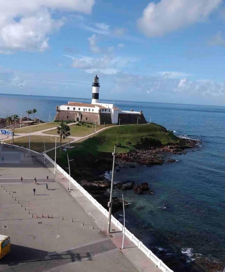 Apartamento No Farol Da Barra. Vista Deslumbrante Para O Mar! No Circuito Do Carnaval. Ao Lado Do Porto Da Barra ! Salvador Exterior photo